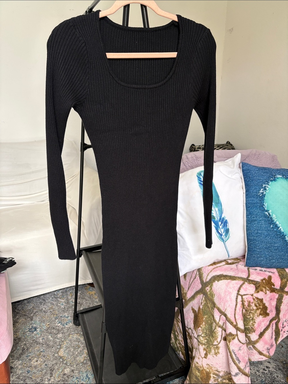 Tahari Black Ribbed Maxi Dress with Long Sleeves
